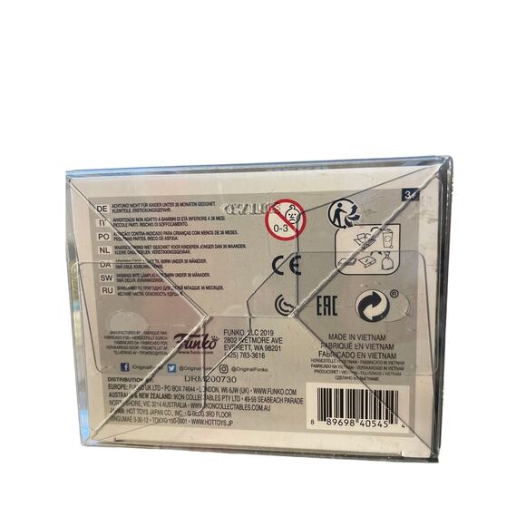 My Hero Academia Deku GITD 596 EE exclusive - Picture 2 of 3